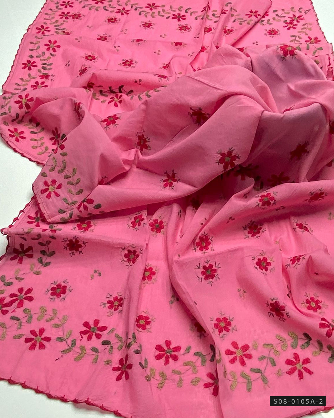 Elegant Hand-Embroidered Chaddar/Dupatta Collection