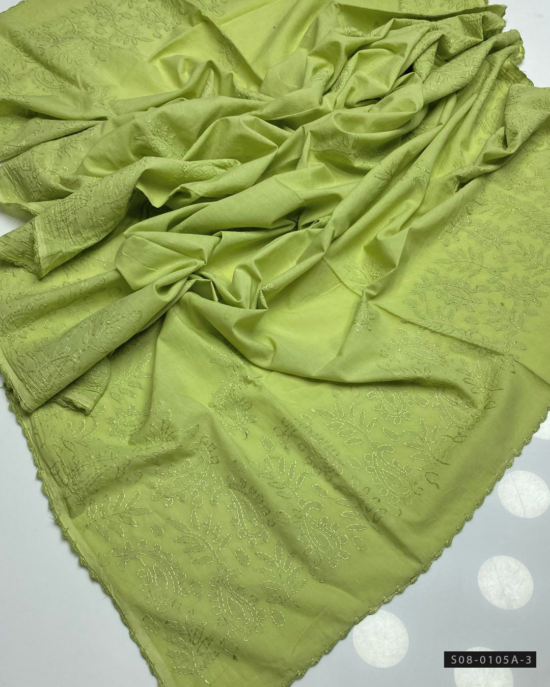 Elegant Hand-Embroidered Chaddar/Dupatta Collection