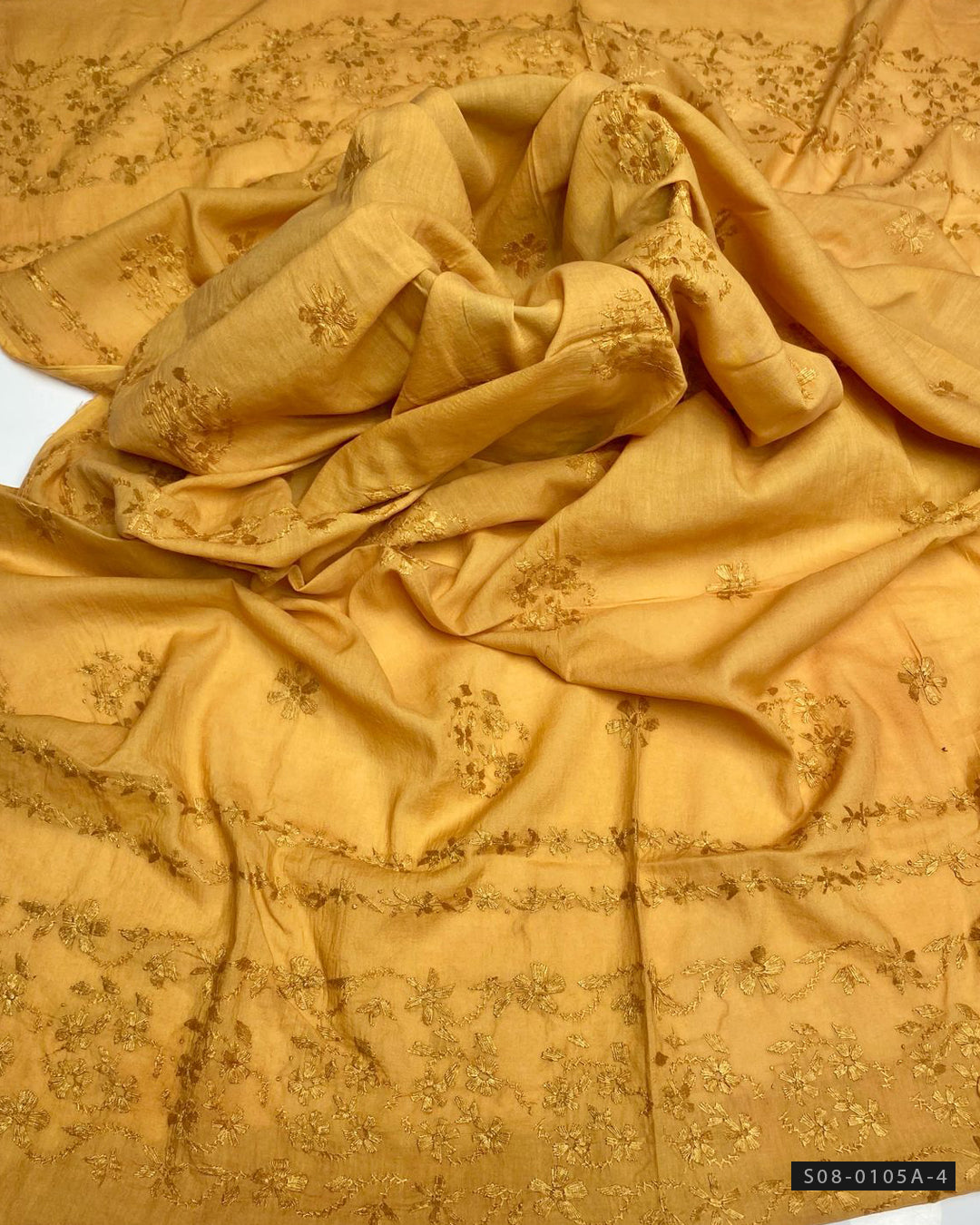 Elegant Hand-Embroidered Chaddar/Dupatta Collection