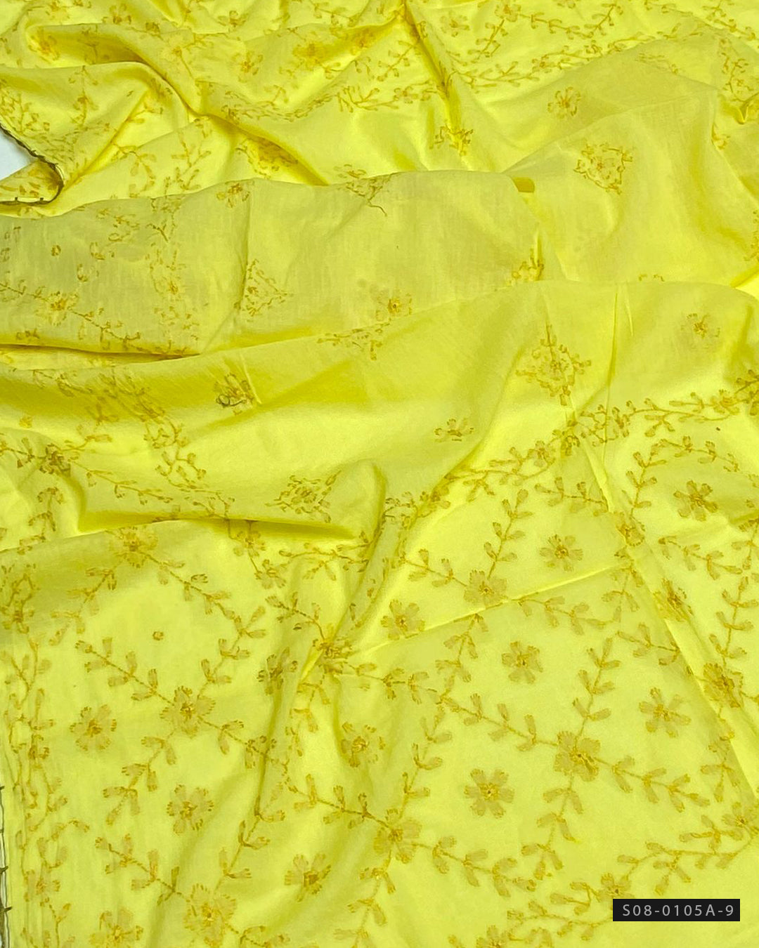 Elegant Hand-Embroidered Chaddar/Dupatta Collection