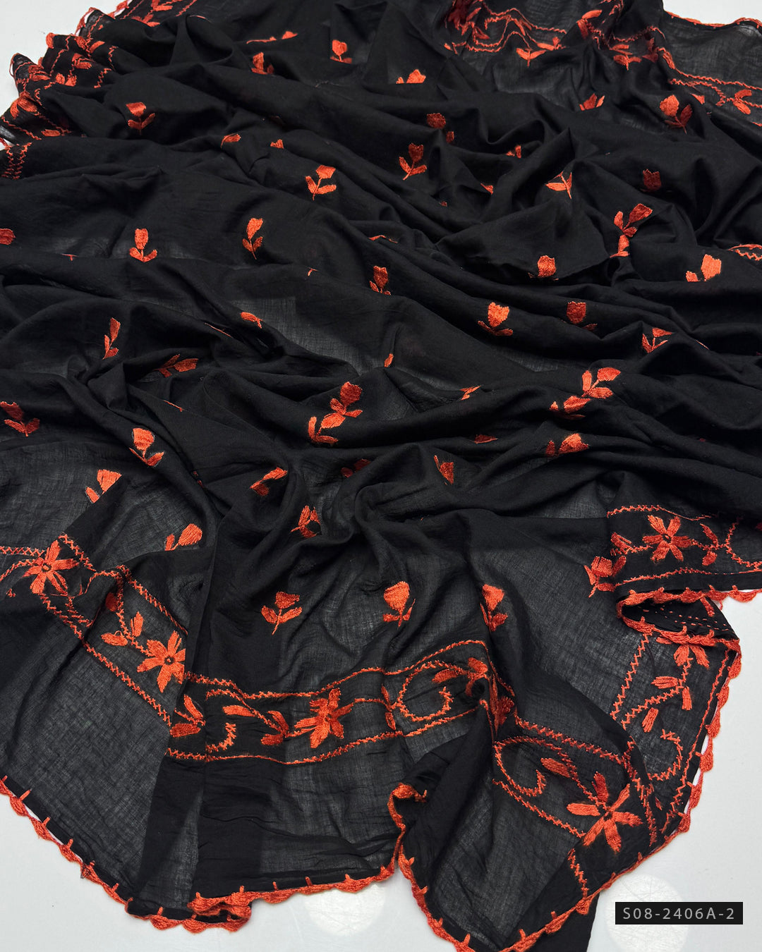 Beautiful Hand Embroidered Lawn Chaddar Collection