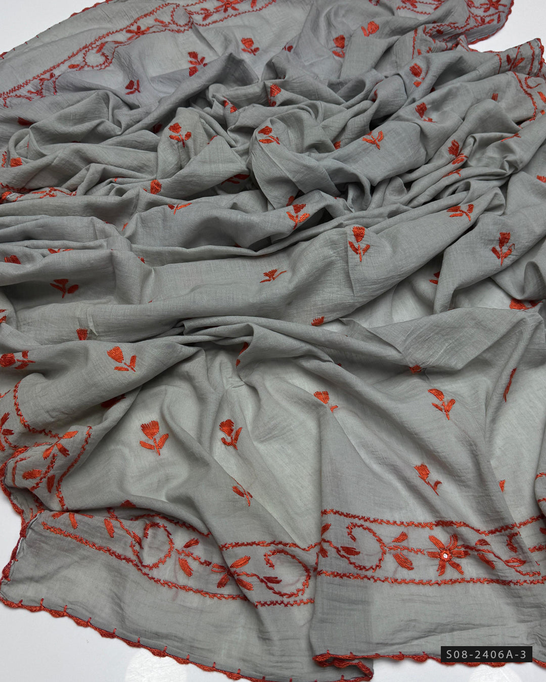 Beautiful Hand Embroidered Lawn Chaddar Collection