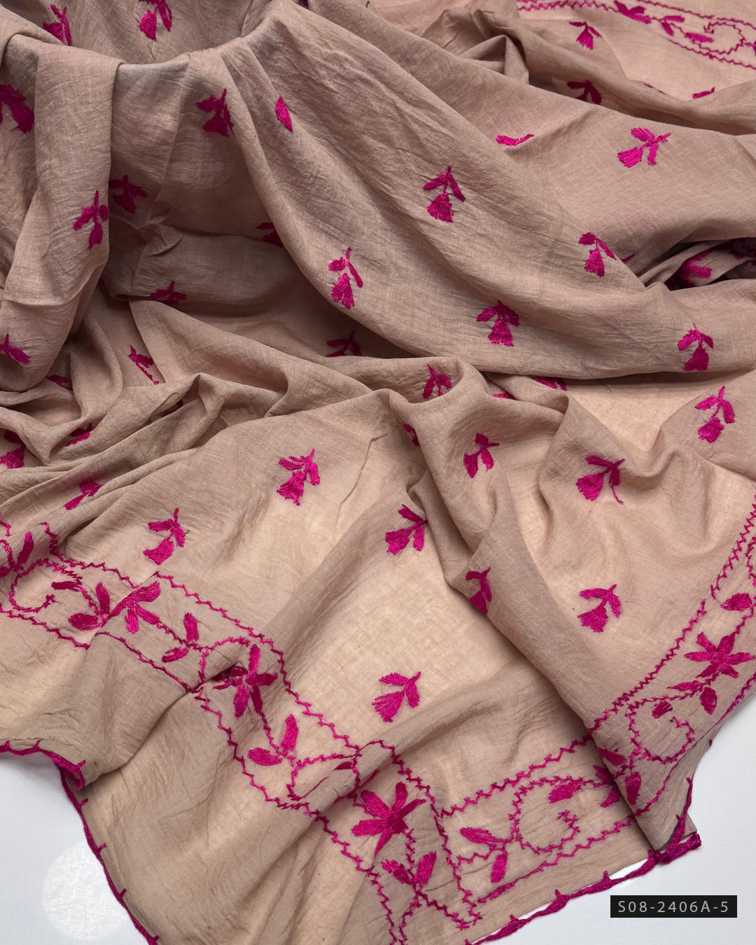 Beautiful Hand Embroidered Lawn Chaddar Collection