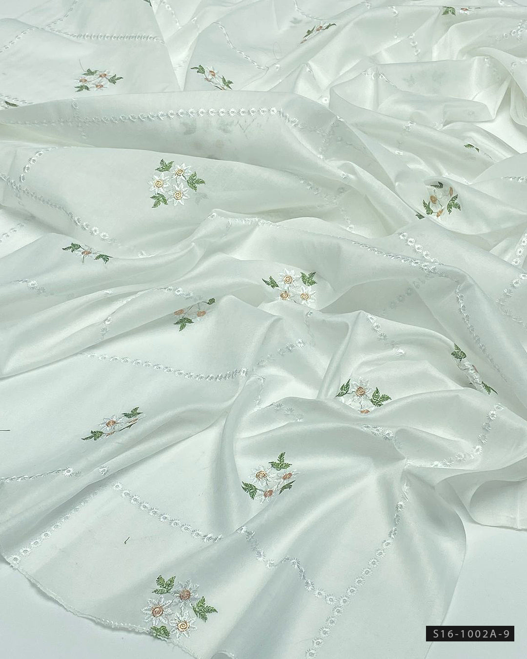 Swiss Lawn Chaddar Collection - S16