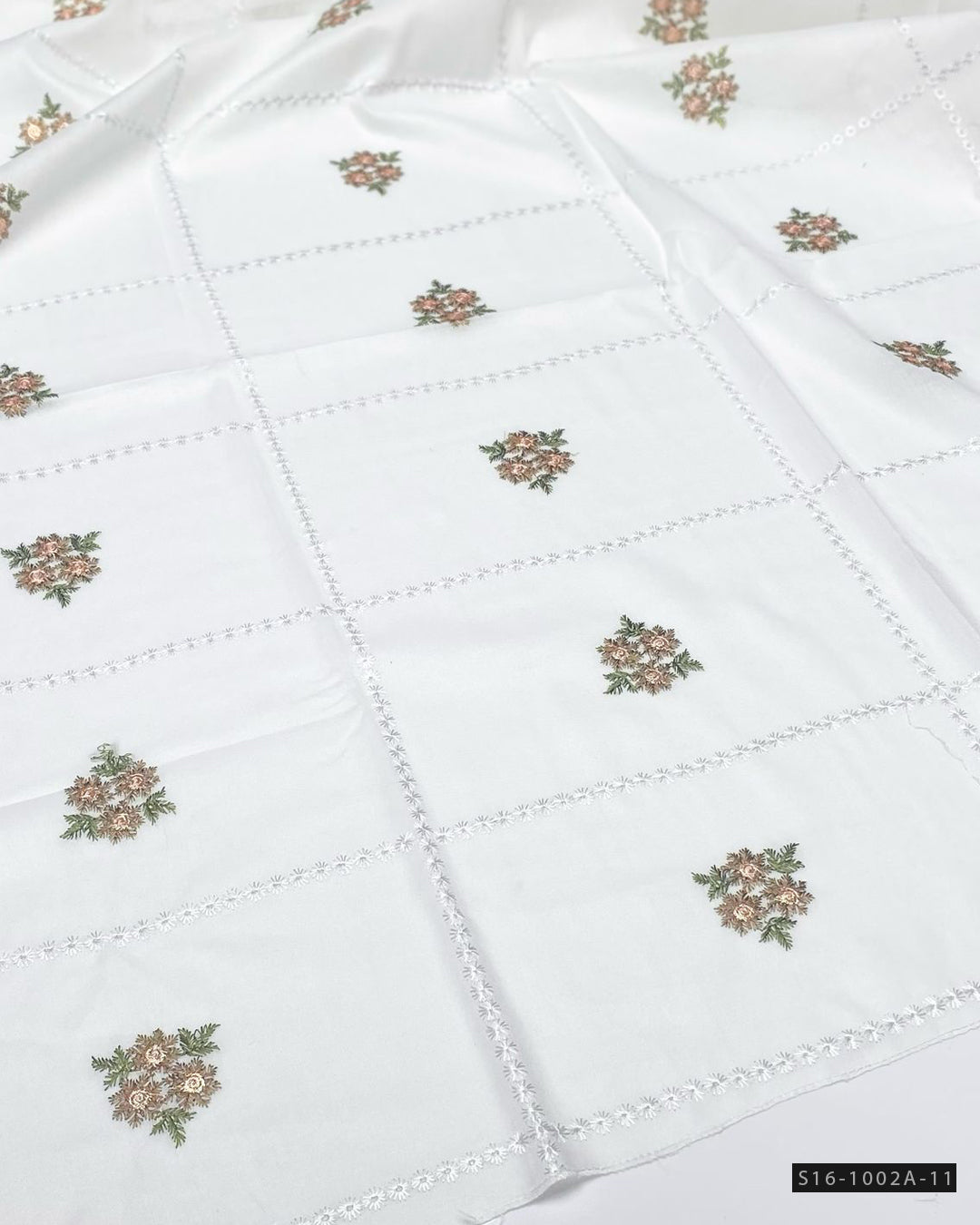 Swiss Lawn Chaddar Collection - S16