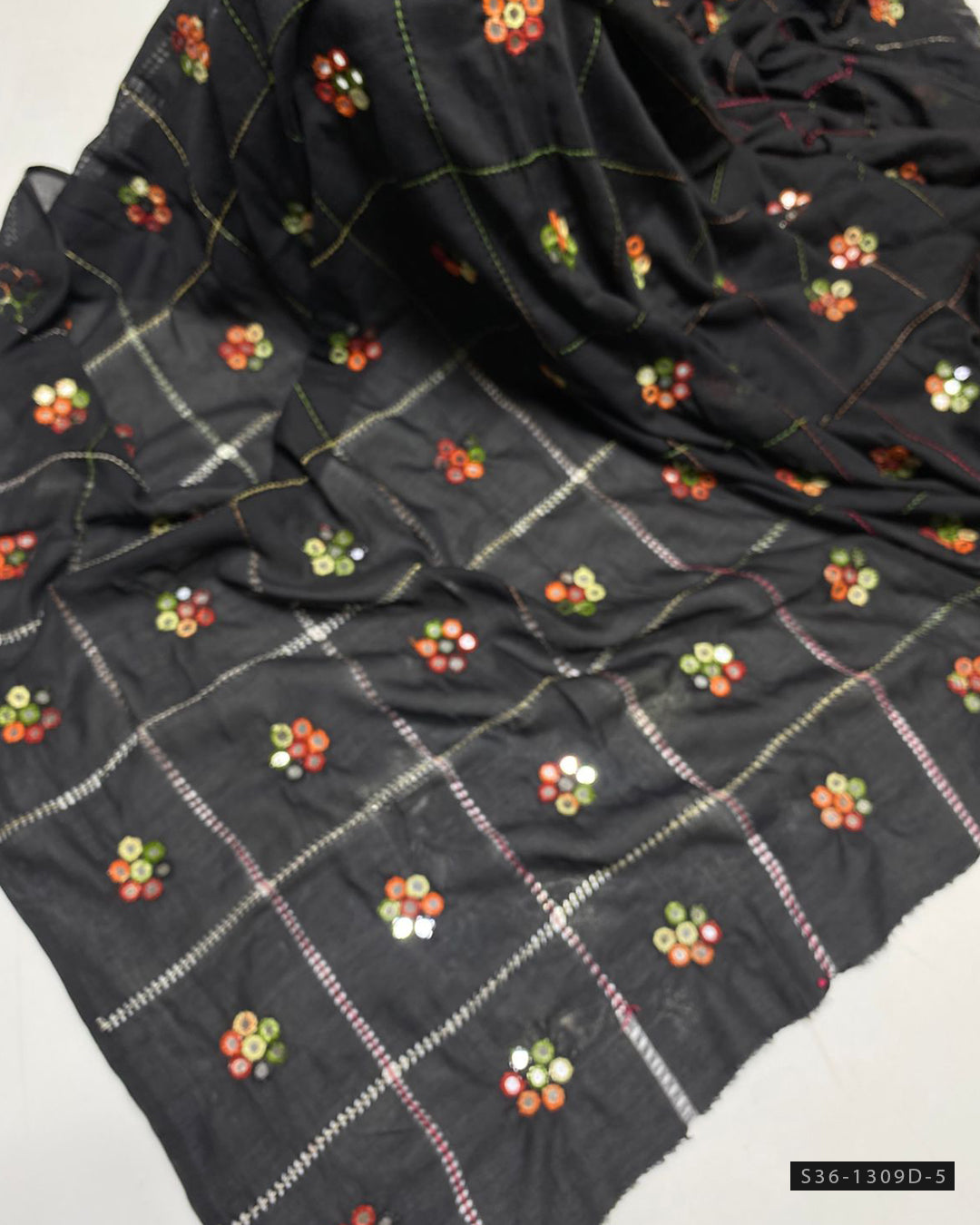 Handmade Swiss Lawn Chaddar Collection