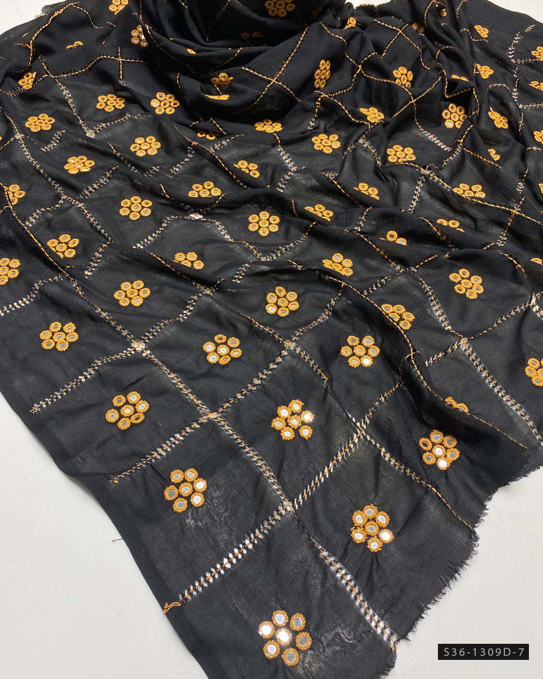 Handmade Swiss Lawn Chaddar Collection