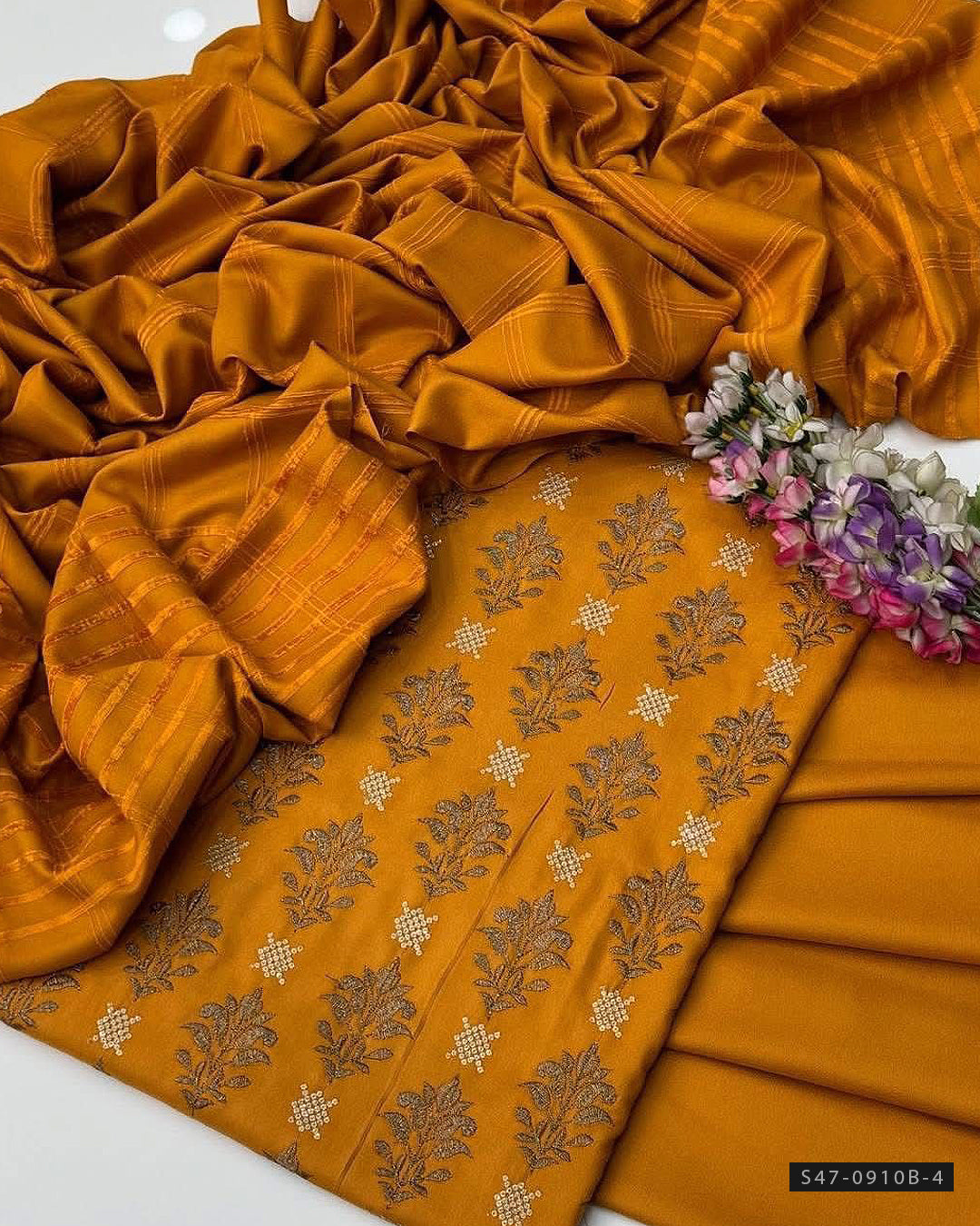 3 PC Unstitched Bareeza Dhanak Dress Collection