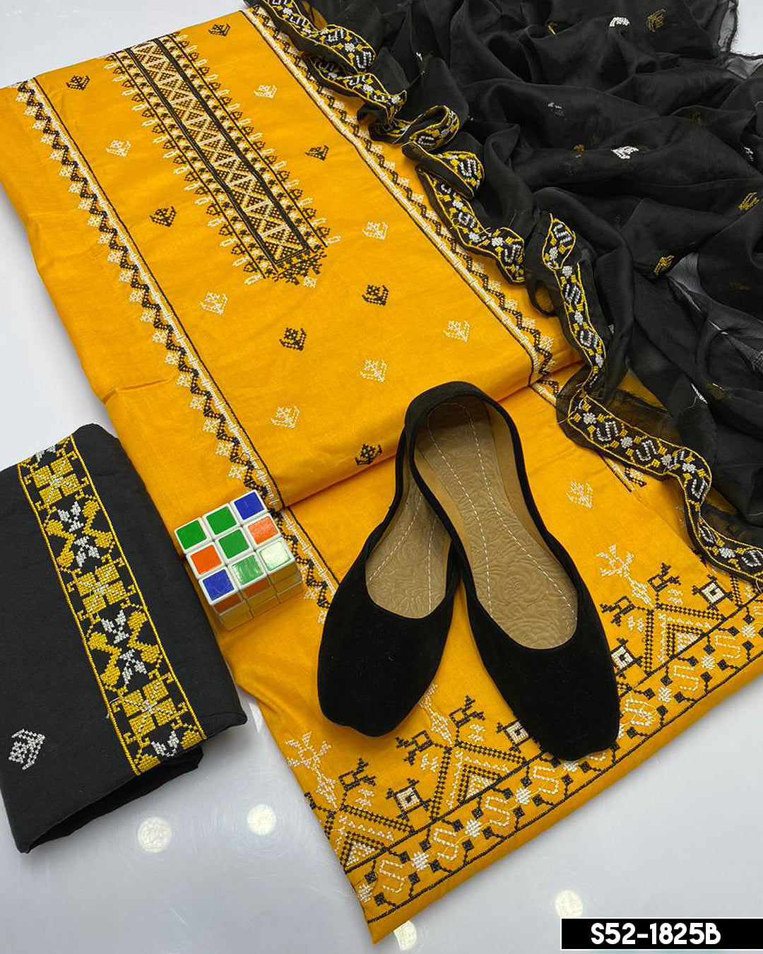 3 PC Unstiched Cotton Lawn Collection - S52