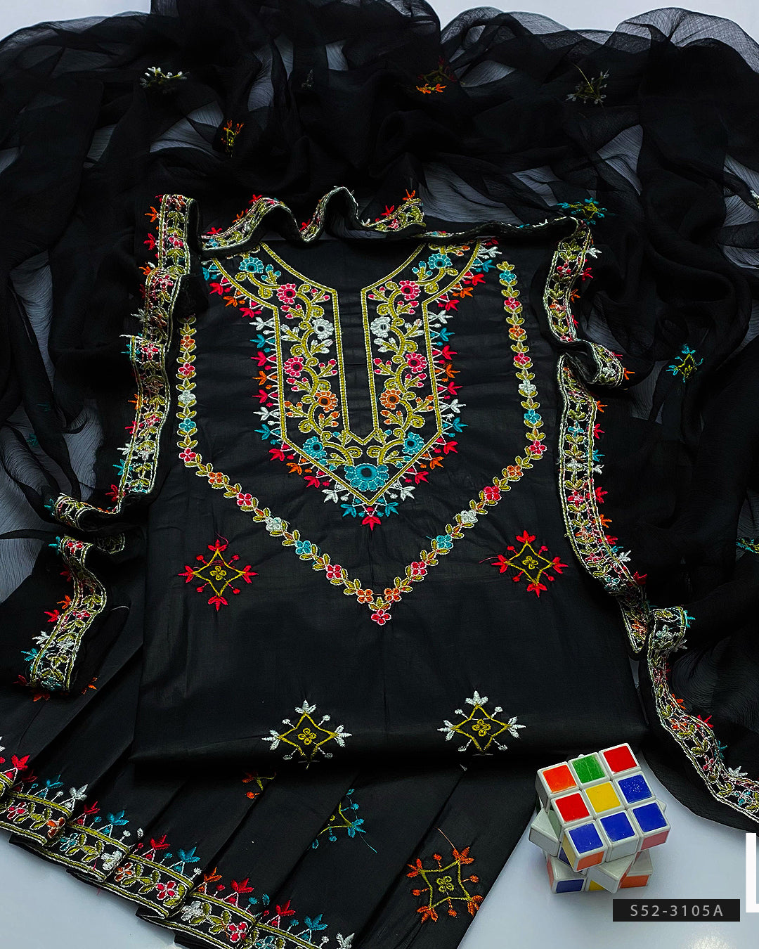 3 PC Unstitched Cotton Lawn Dres