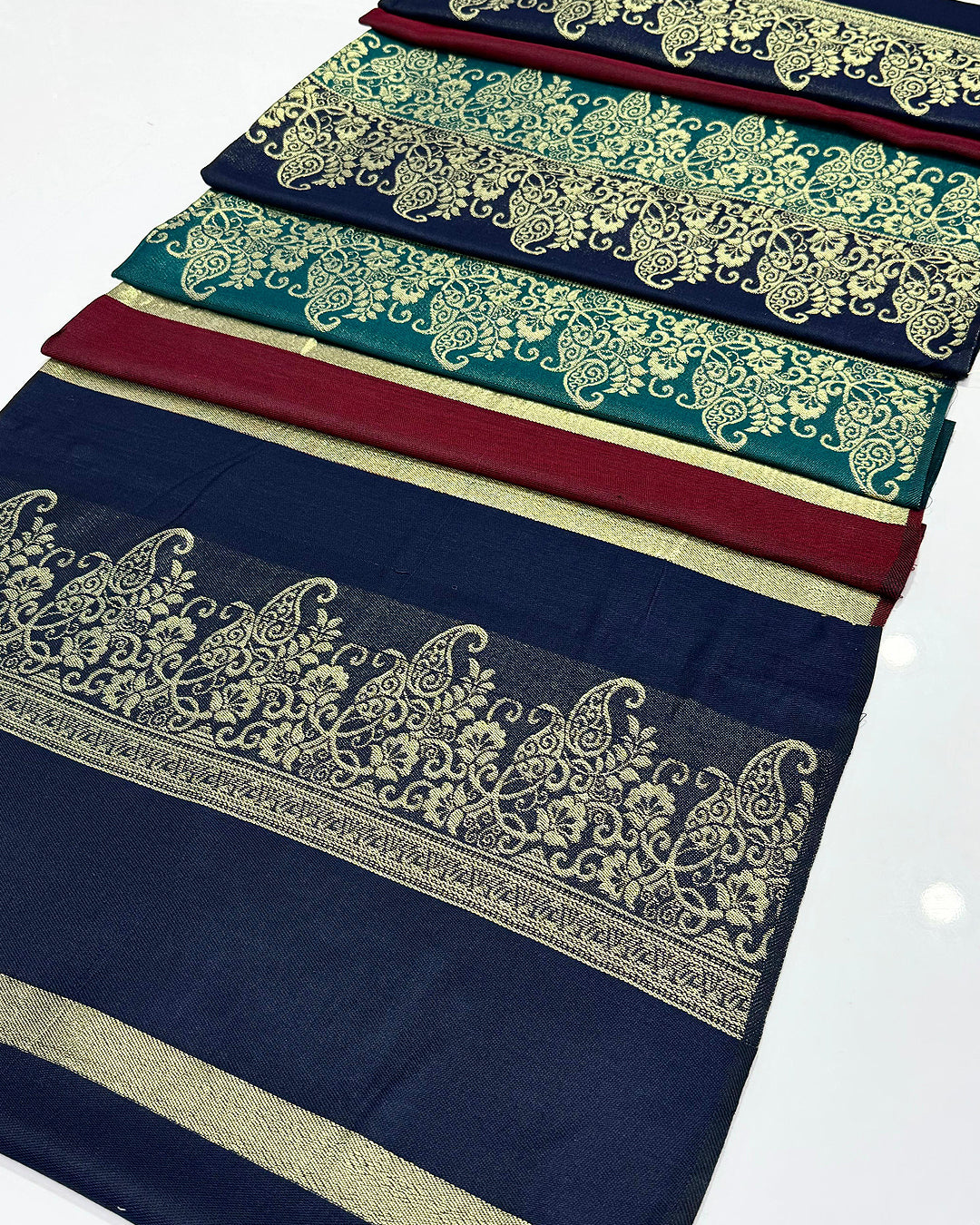 Pashmina Bnarsi Shawl's Collection