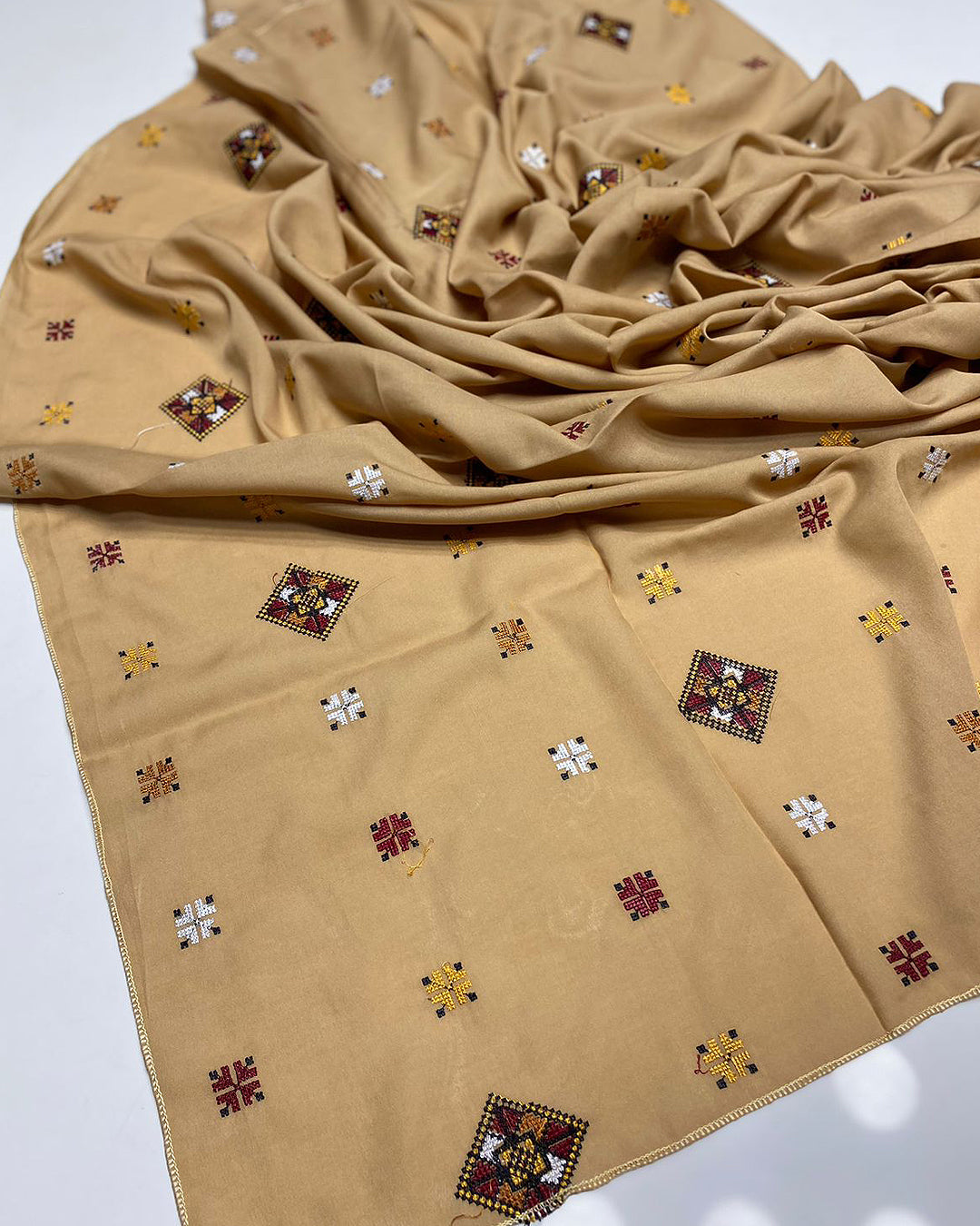 Embroidered Swiss Lawn Chaddar Collection