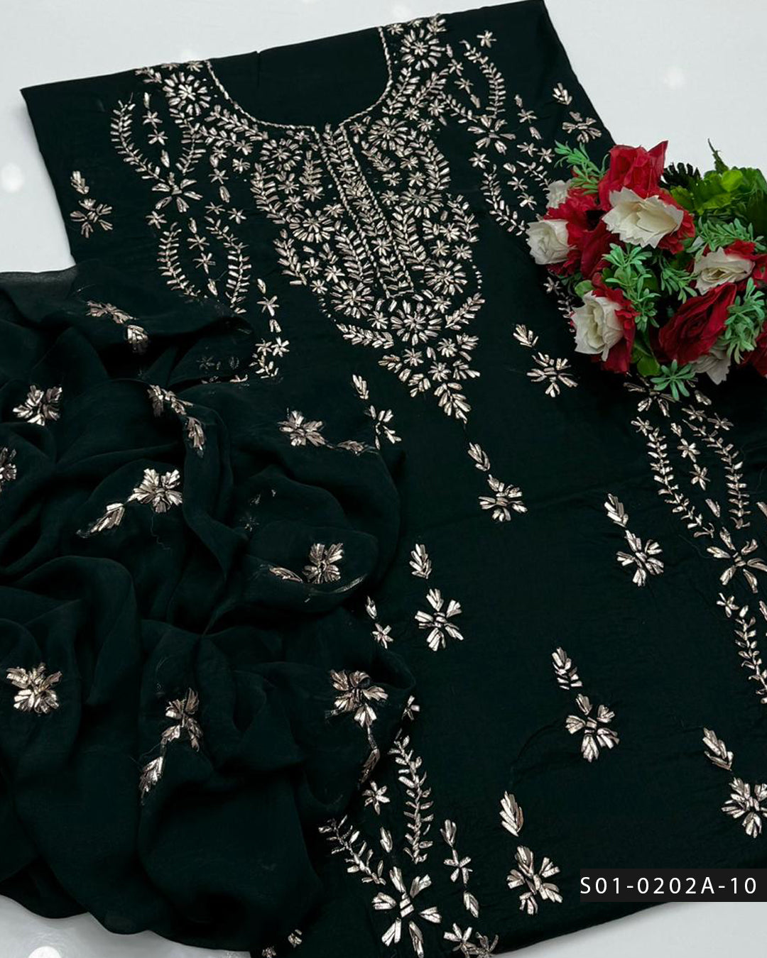 3PC Gotta Work Lawn Suit with Chiffon Dupatta