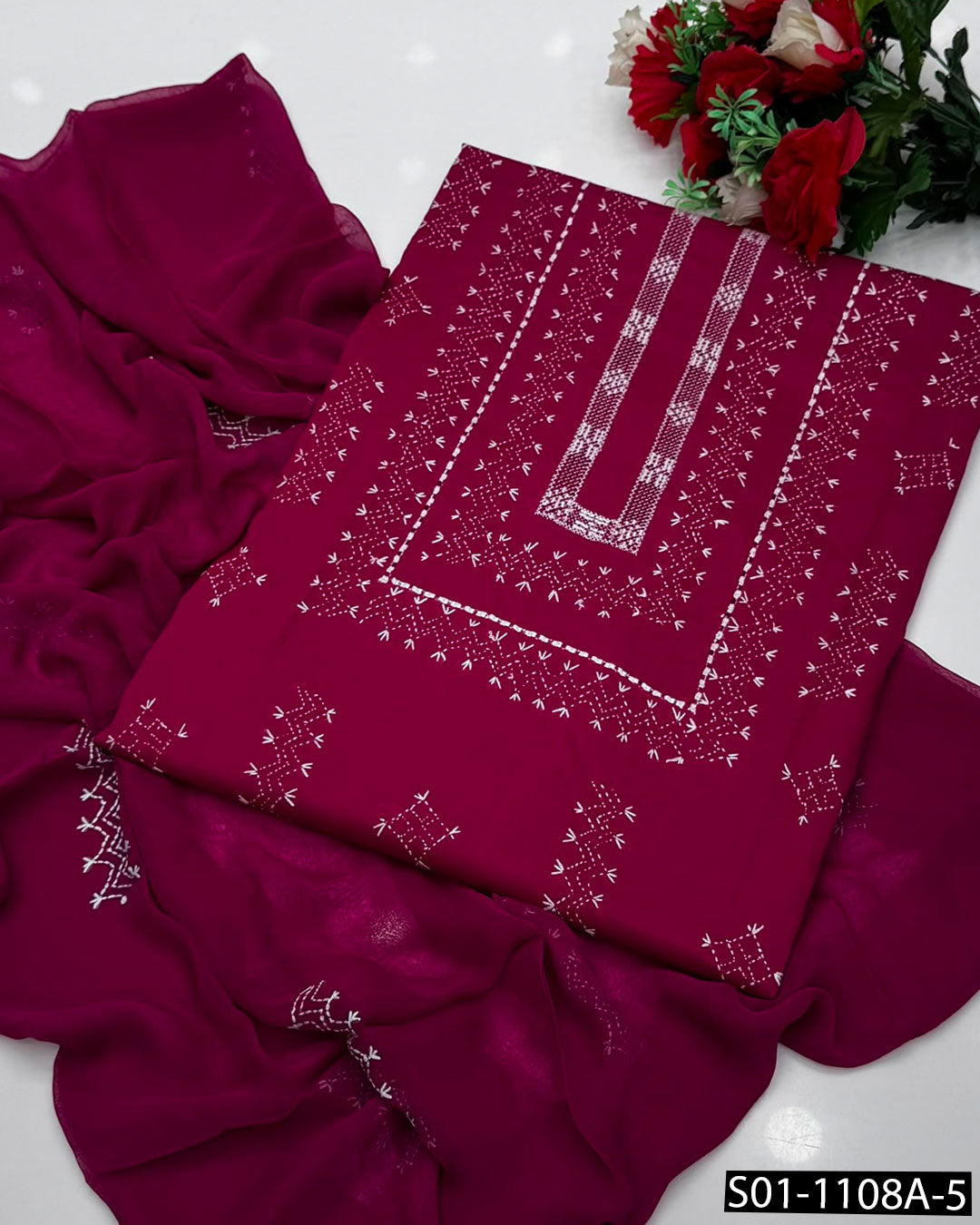 ✨ Premium 3 PC Unstitched Lawn Suit — Handmade Kacha Tanka & Tarkashi Embroidery