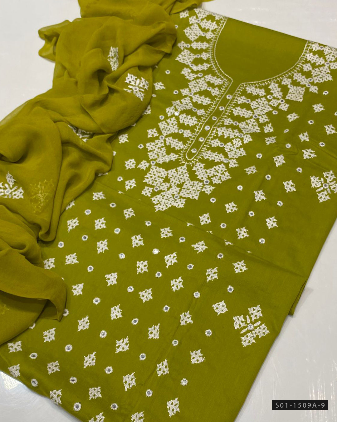 Handmade 3 PC Unstitched Lawn Dress Collection