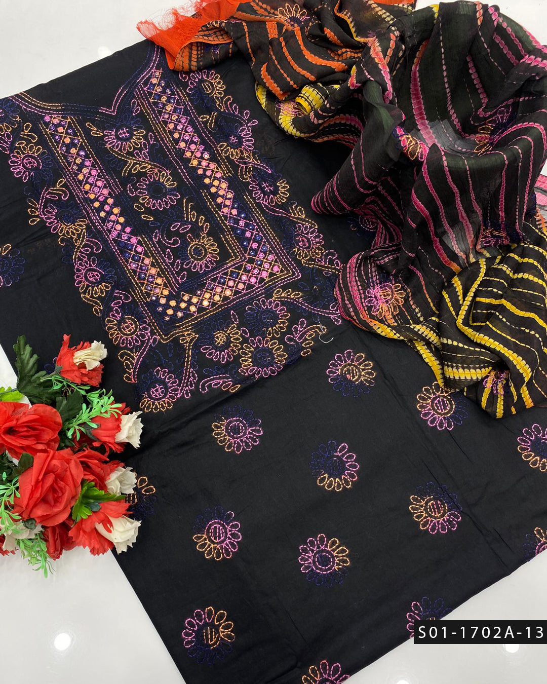 Handmade Shadow Work Sheesha 3PC Lawn Suit with Chiffon Dupatta