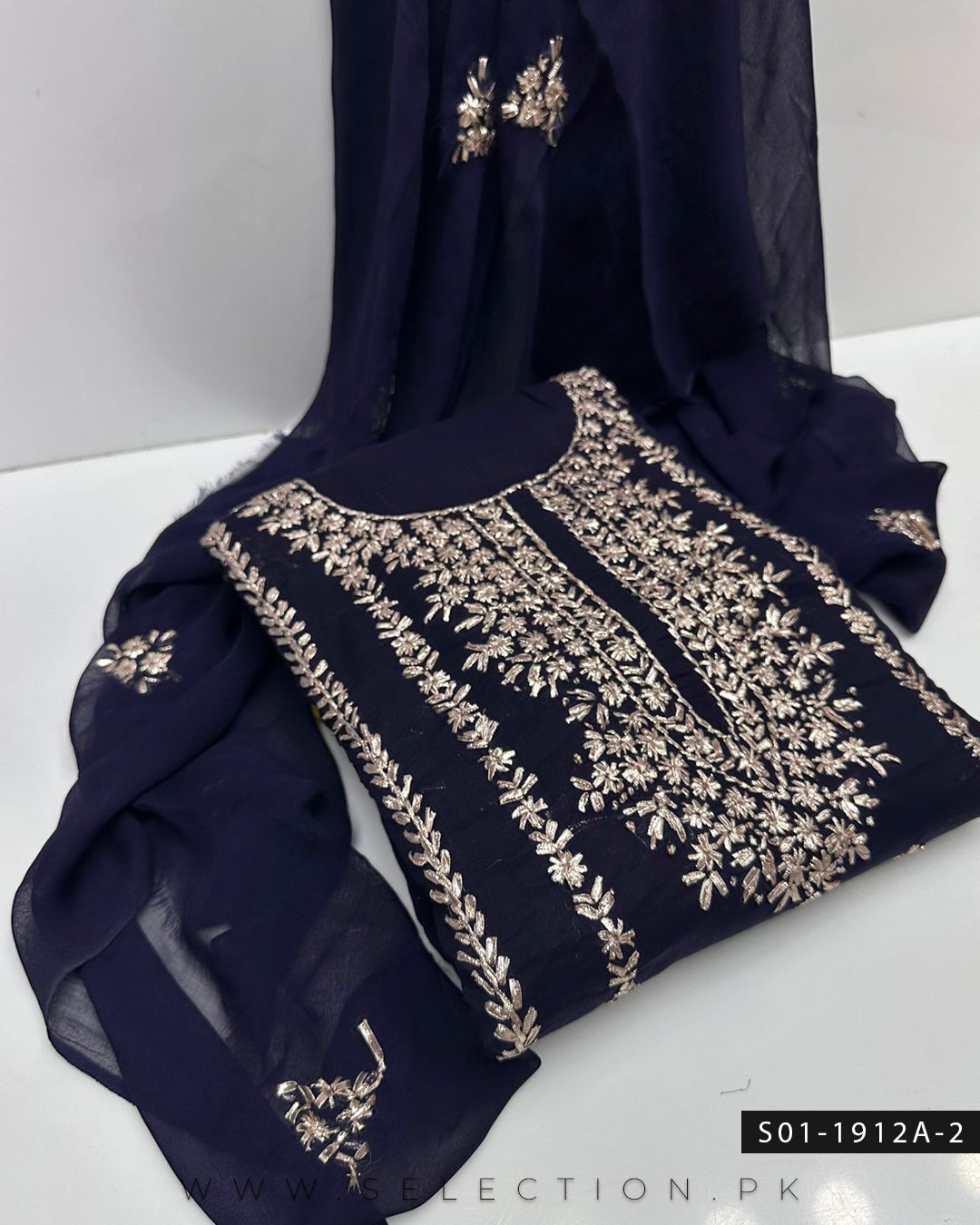 Handmade 3 PC Unstitched Lawn Gotta Dress Collection