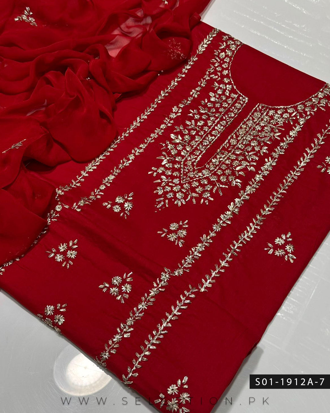 Handmade 3 PC Unstitched Lawn Gotta Dress Collection