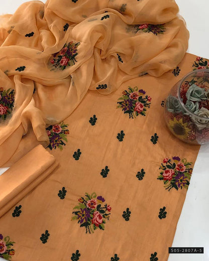 3 PC Unstitched GTM Lawn Dress Collection