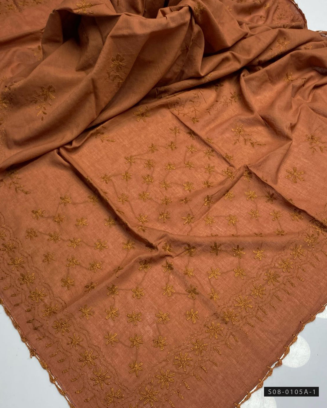 Elegant Hand-Embroidered Chaddar/Dupatta Collection