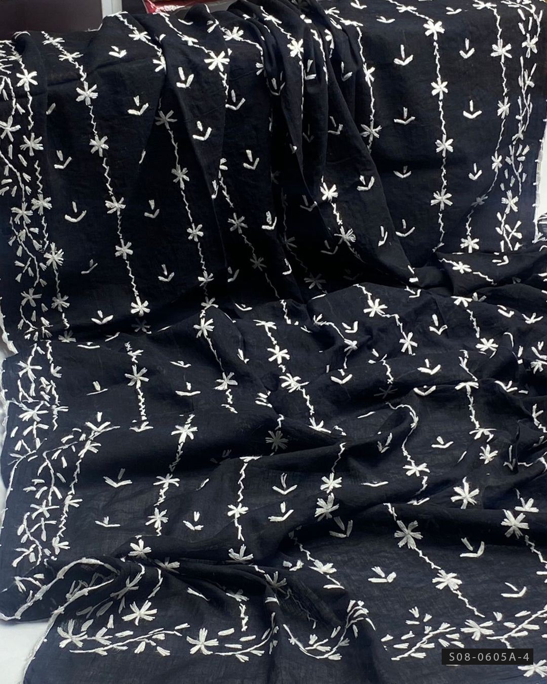 Hand Embroidered Lawn Dupattas/Chaddars