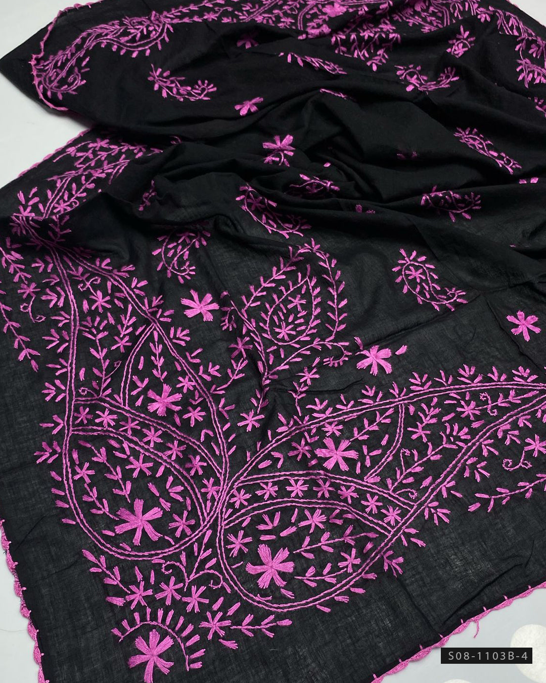 Elegant Hand Stitched Lawn Chaddar Collection