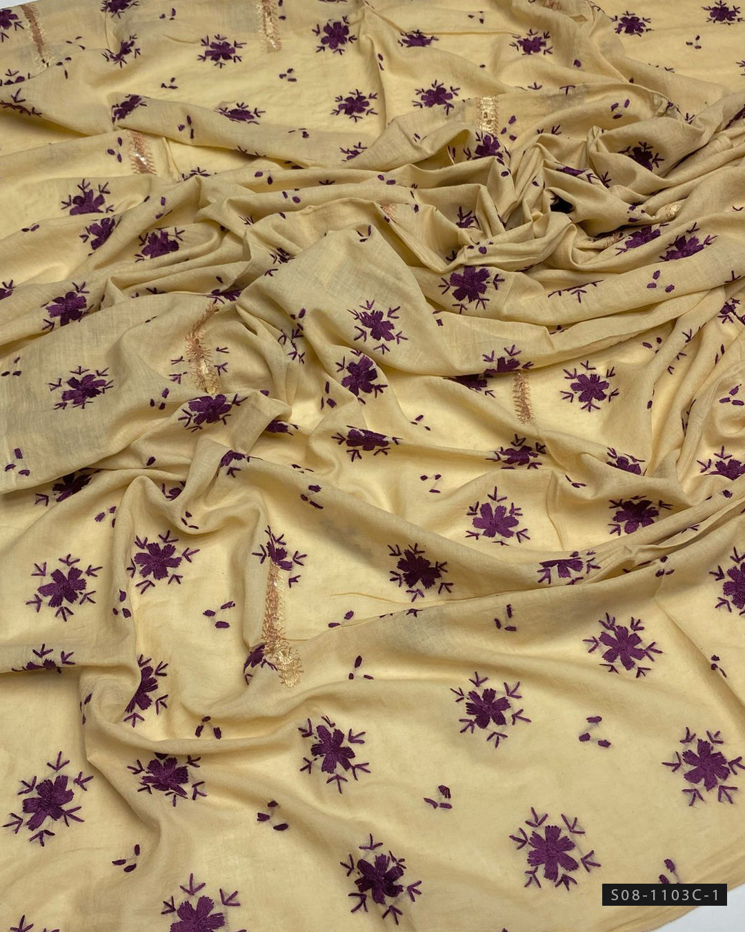 Elegant Handcrafted Lawn Chaddar Collection