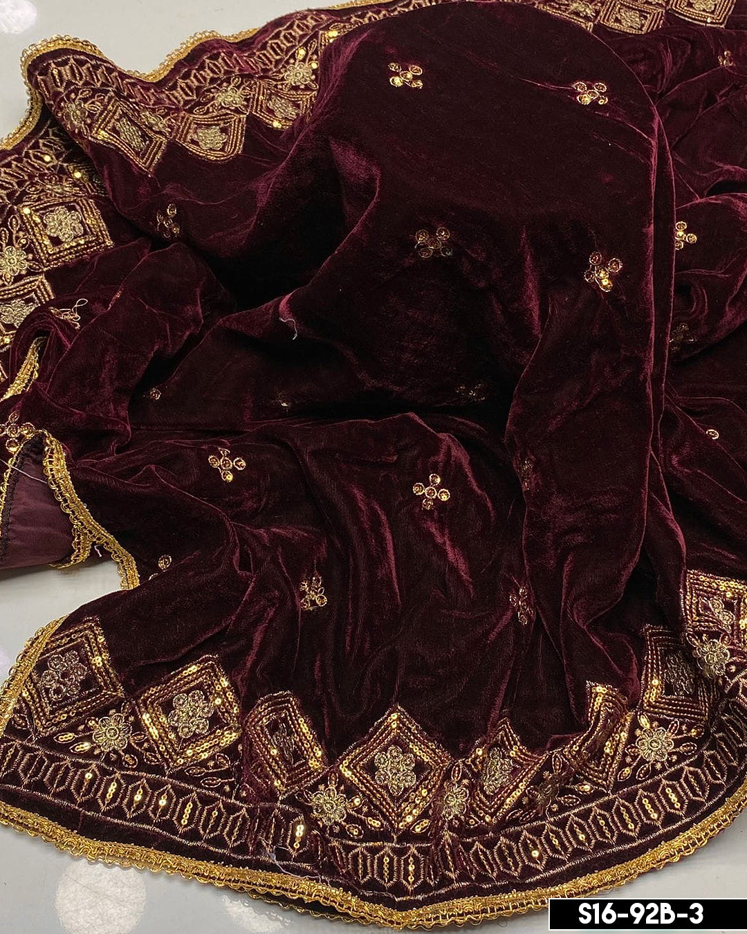 Beautiful Embroidered Velvet Shawls - S16