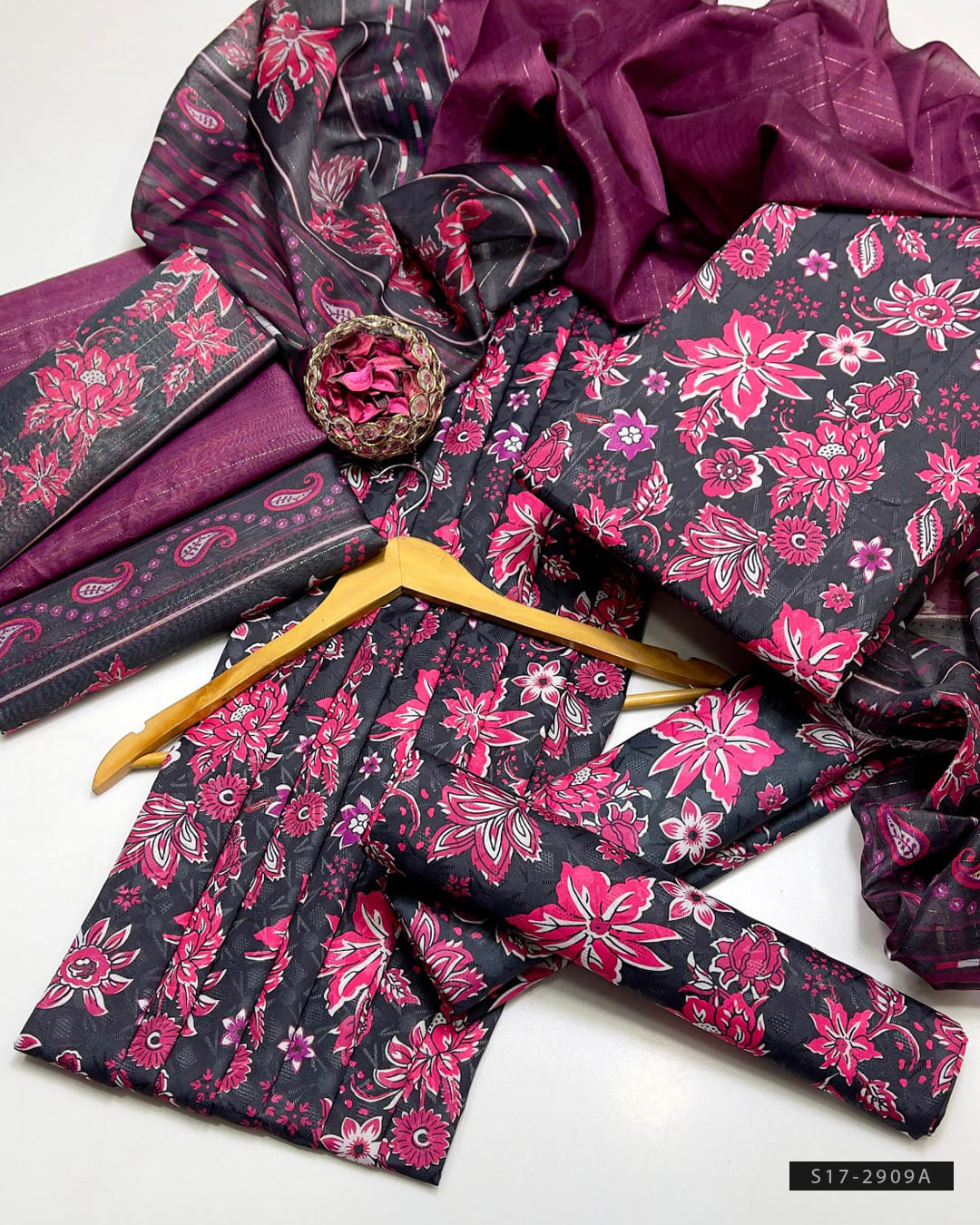 3 PC Unstitched Swiss Jacquard Linen Suit