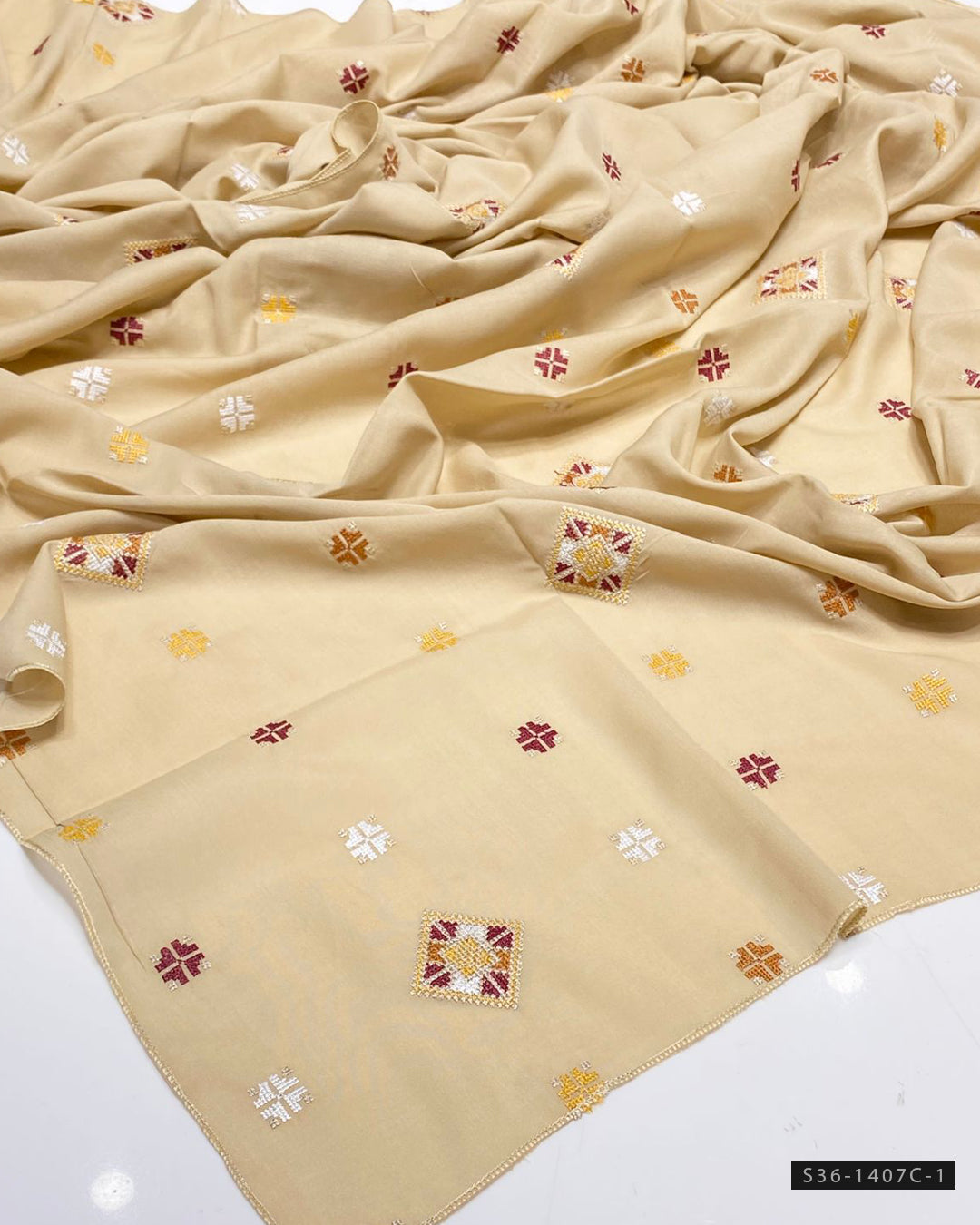 Machine Embroidered Swiss Lawn Chaddar