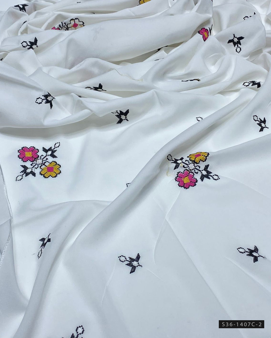 Machine Embroidered Swiss Lawn Chaddar