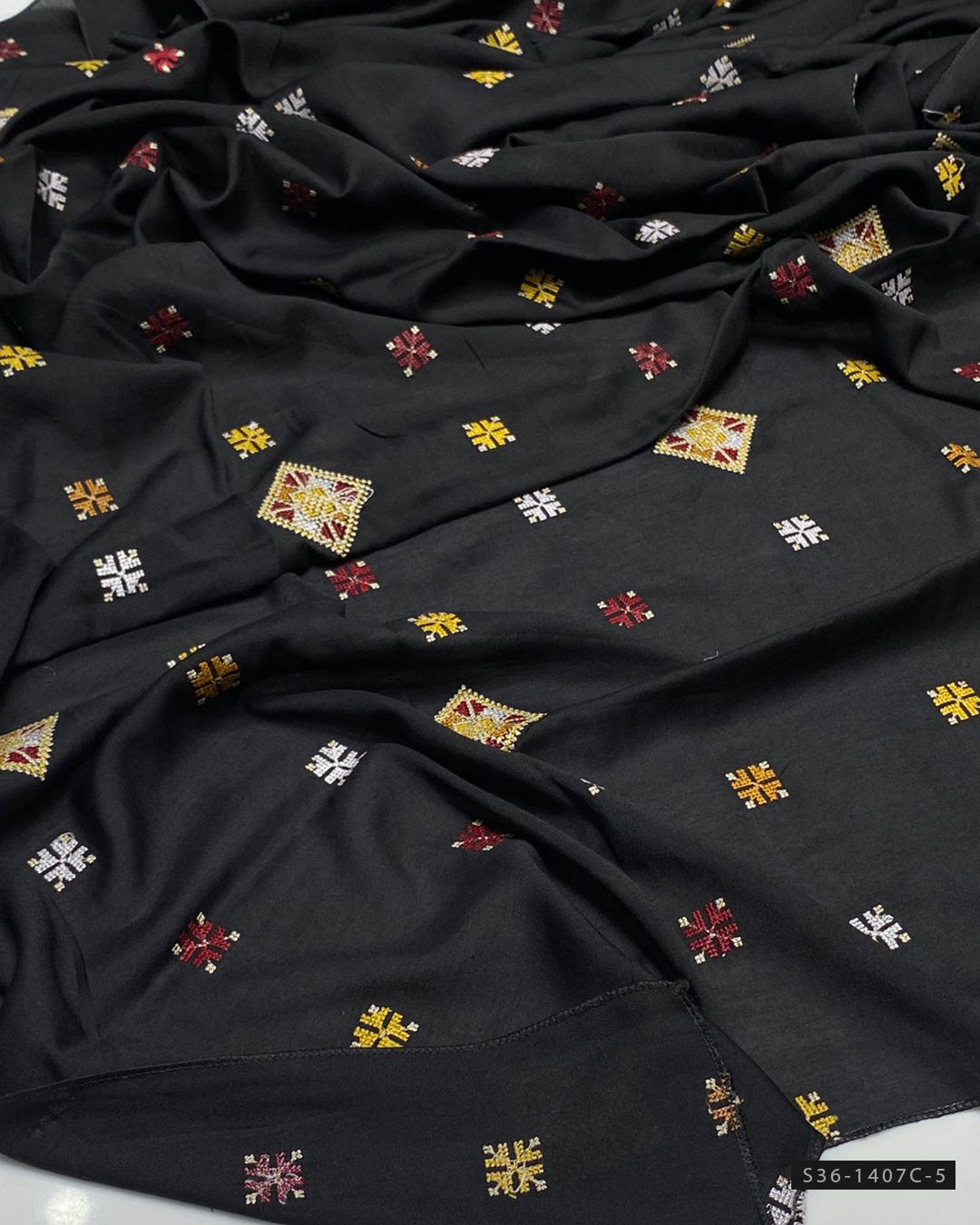 Machine Embroidered Swiss Lawn Chaddar