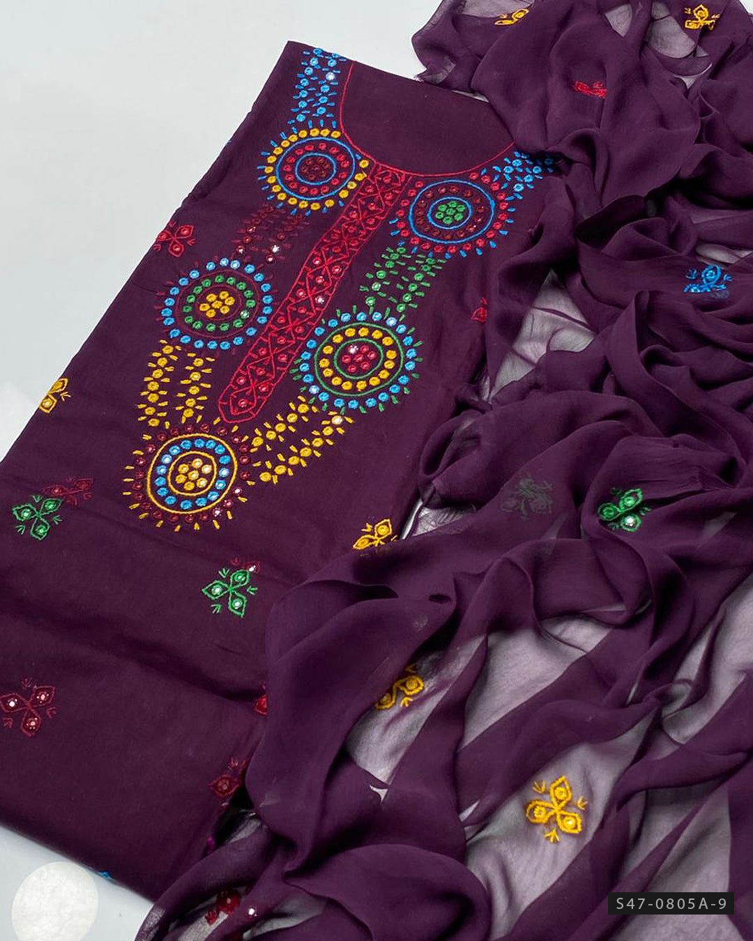 3-Piece Hand Embroidered Lawn Suit – Thread & Mirror Work