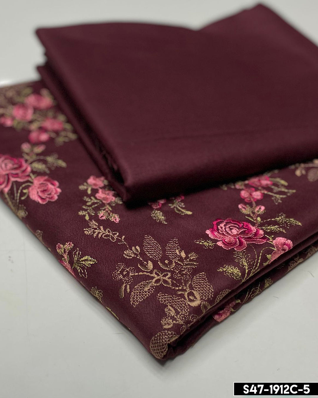 2 PC Unstitched Dhanak Bareeze Embroidered Dresses - S47